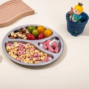 Baby 3-compartment food tray with suction cup